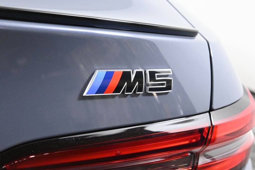 New 2026 Storm Bay Metallic BMW Base image 41