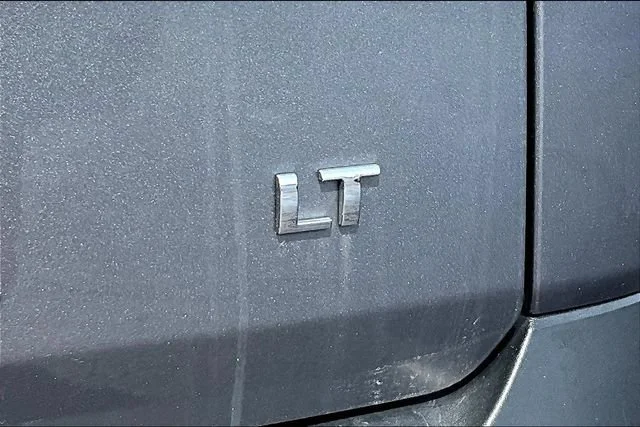 Used 2021 SATIN STEEL METALLIC Chevrolet LT Cloth image 23
