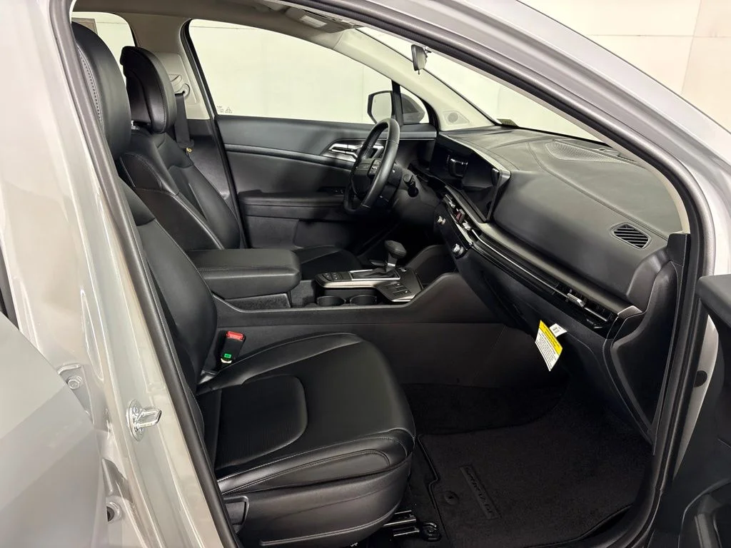New 2026 Wolf Gray Kia EX image 16