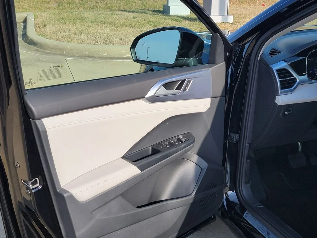 2026 Volkswagen Taos SE - Photo 24