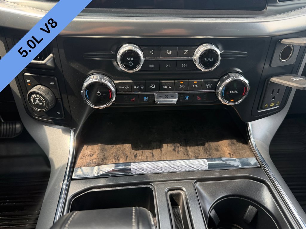 Used 2022 Oxford White Ford Lariat image 20