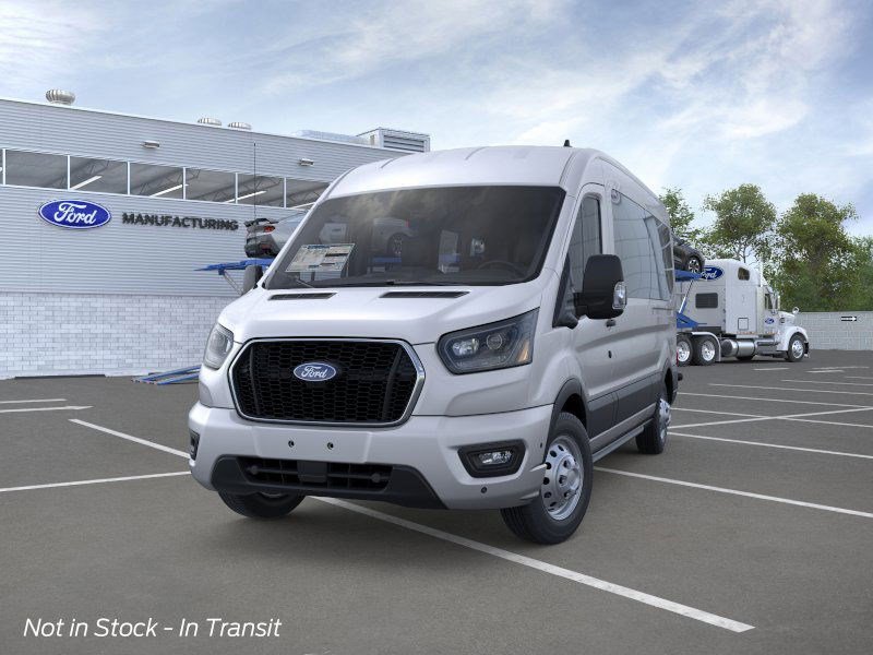 New 2026 Ingot Silver Metallic Ford XLT image 2