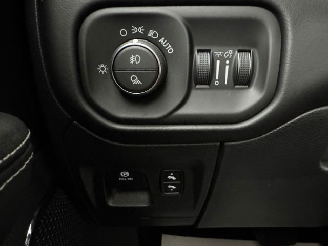 Used 2022 Silver Ram Limited image 20