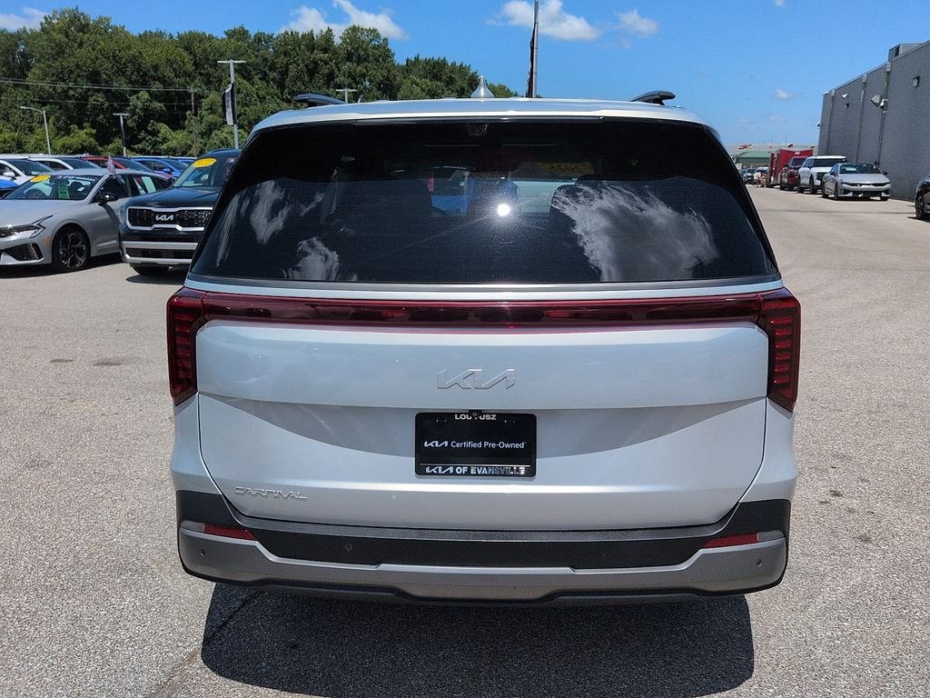 Certified Used 2025 White Kia SX Prestige image 5