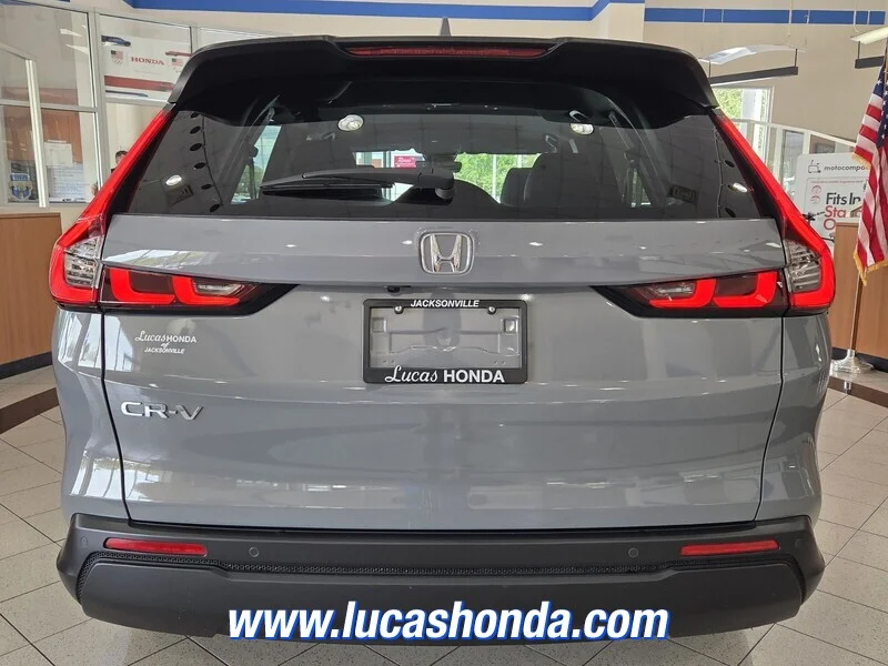 Used 2024 Gray Honda EX-L 2WD image 5