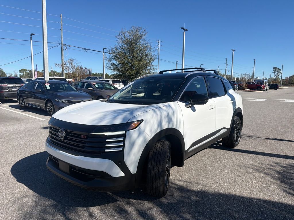 New 2026 Nissan Kicks SR 4D Sport Utility