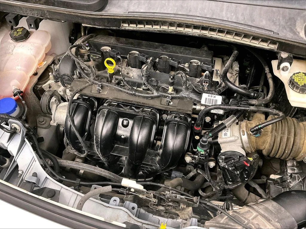 Used 2017 White Ford XL image 37