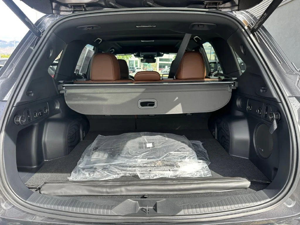 Used 2026 Gray Subaru Touring image 30