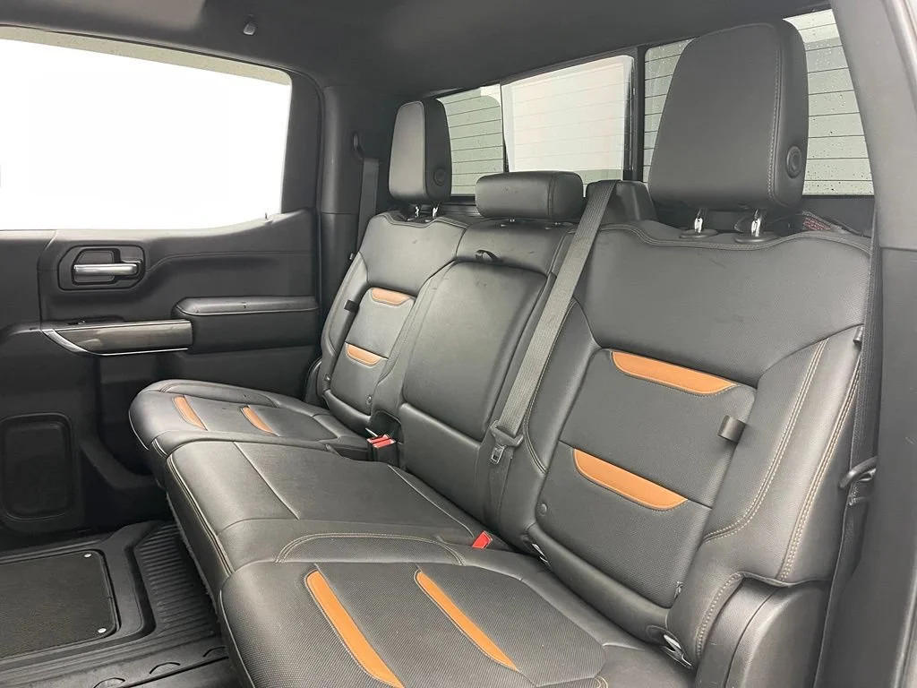 Used 2022 Summit White GMC AT4 image 41