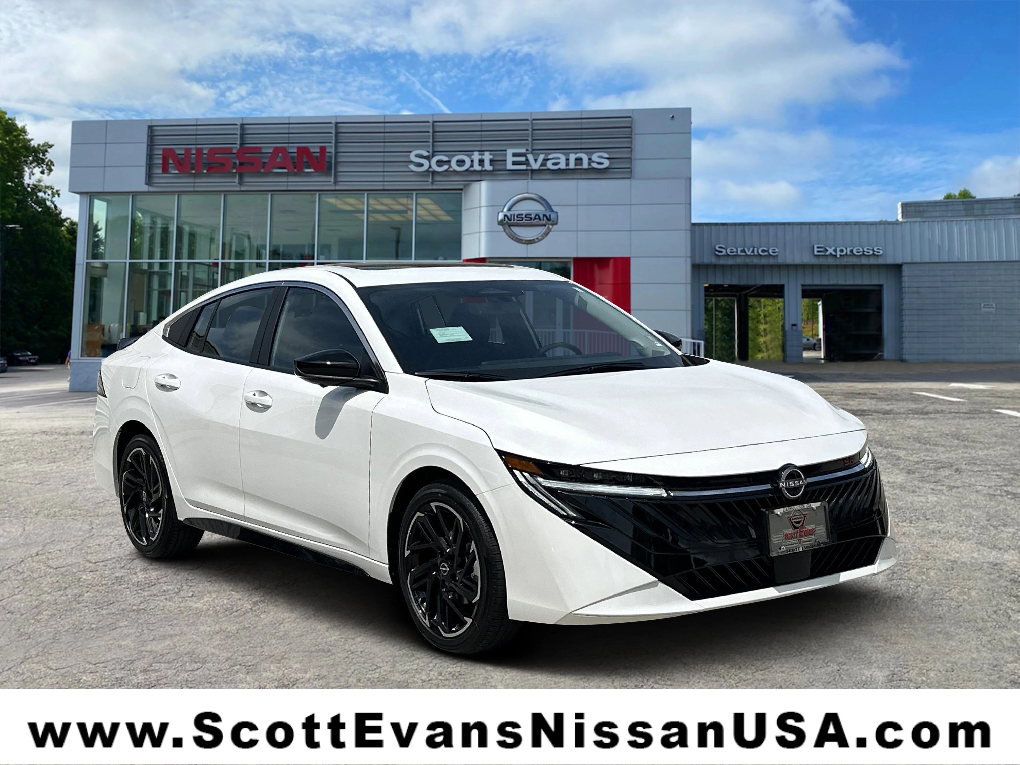 2026 Nissan Sentra SR CVT's photo