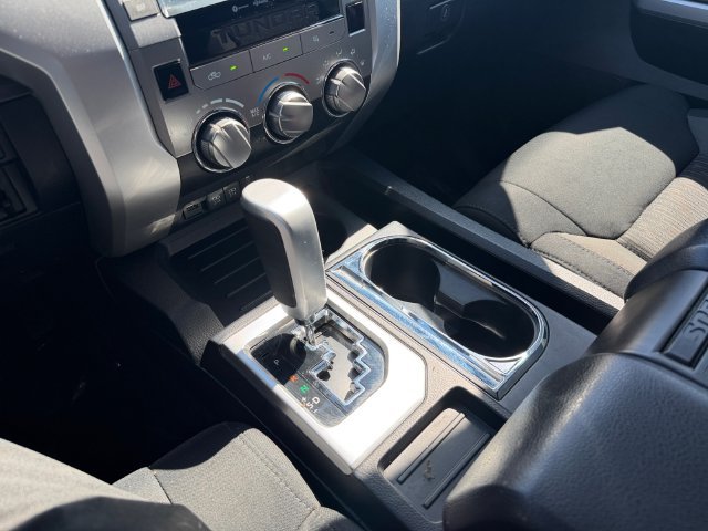 Used 2020  Toyota SR5 image 25