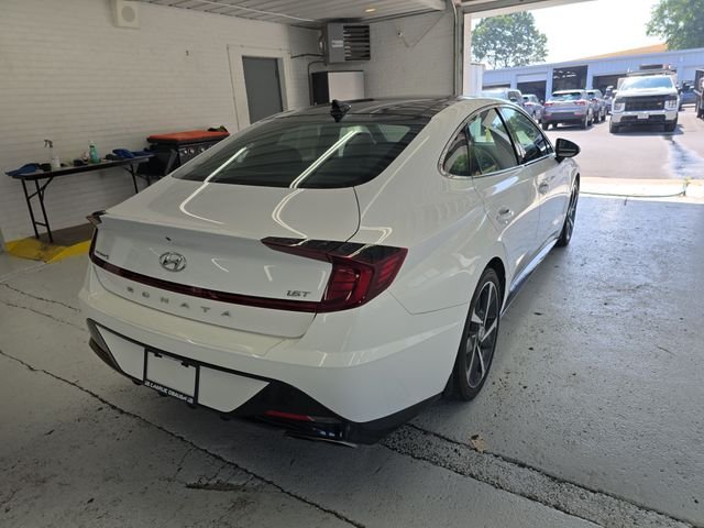 Used 2022 Gray Hyundai SEL Plus image 5