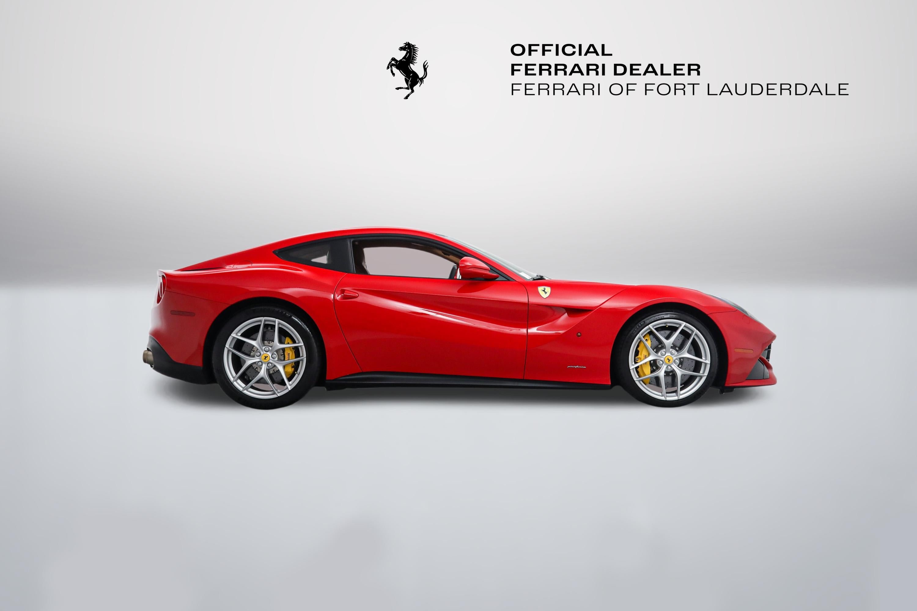 Used 2016 Rosso Corsa Ferrari  image 9