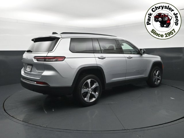 Used 2025 Jeep Grand Cherokee L Limited with VIN 1C4RJKBG4S8711179 for sale in Burnsville, Minnesota