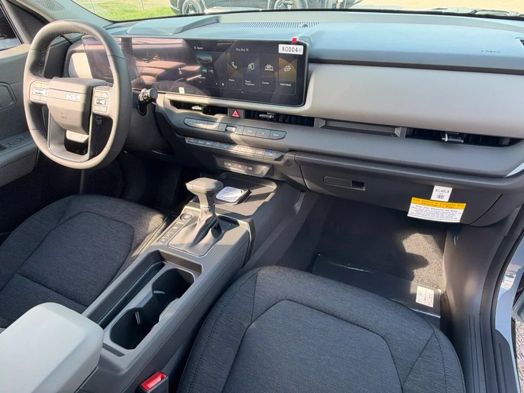 New 2027 Gray Kia S image 17