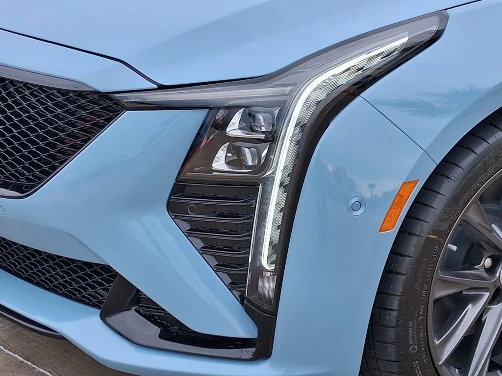 2026 Cadillac CT5 V-Series - Photo 7
