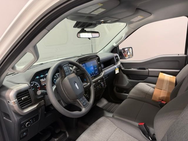 New 2026 Oxford White Ford XL image 16