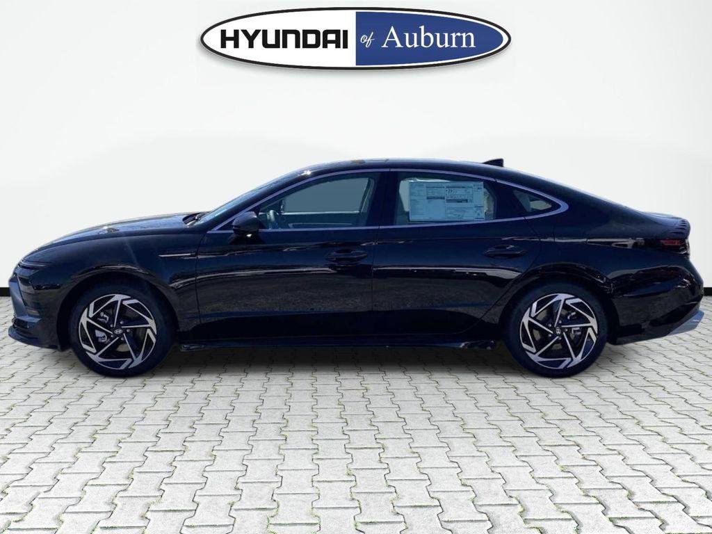 New 2026 Black Hyundai SEL Sport image 8