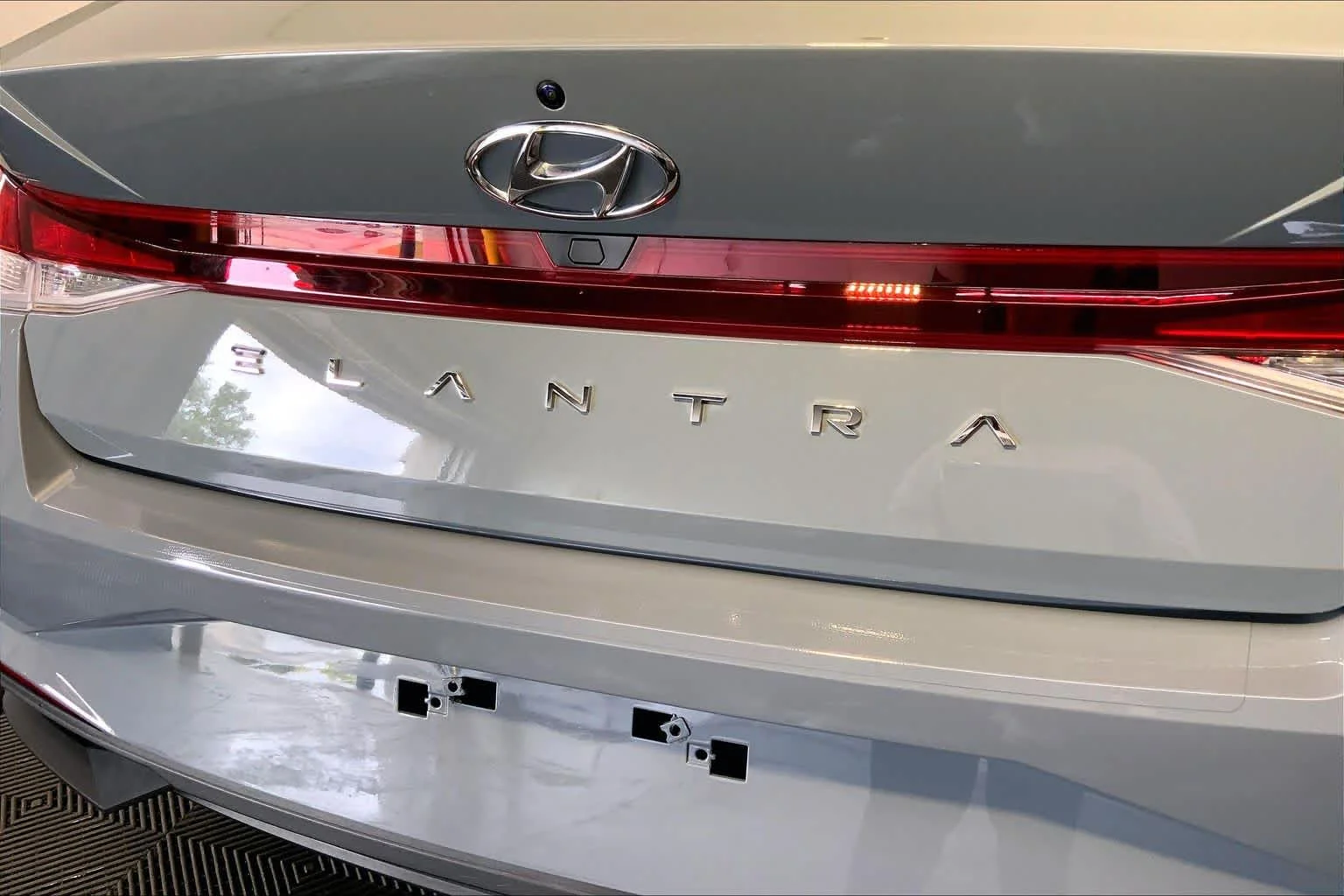 Used 2023 Electric Shadow Hyundai SEL image 33