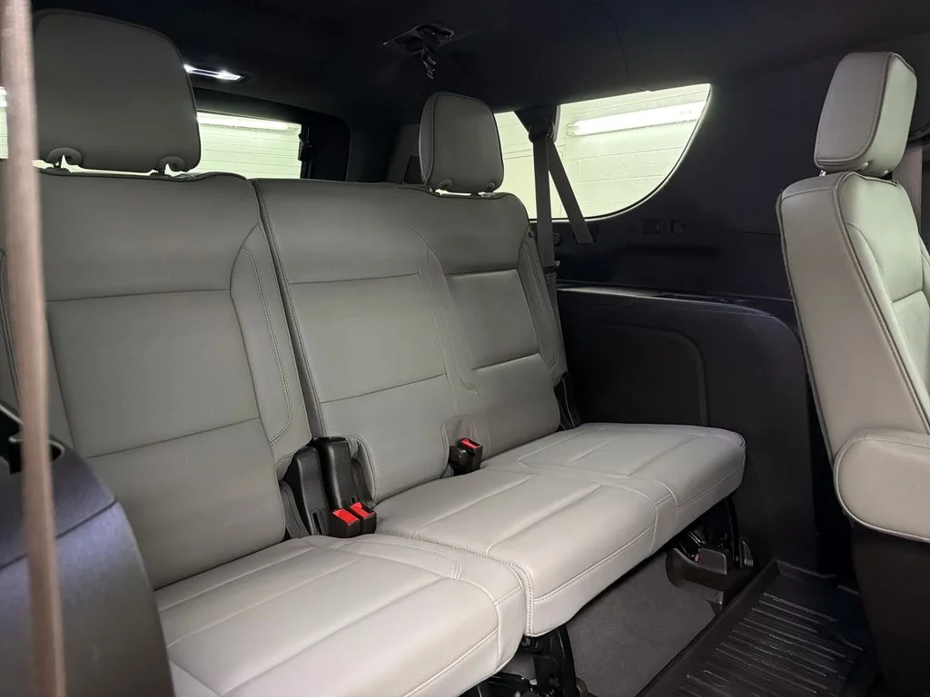 Certified Used 2023 Silver GMC SLT image 32