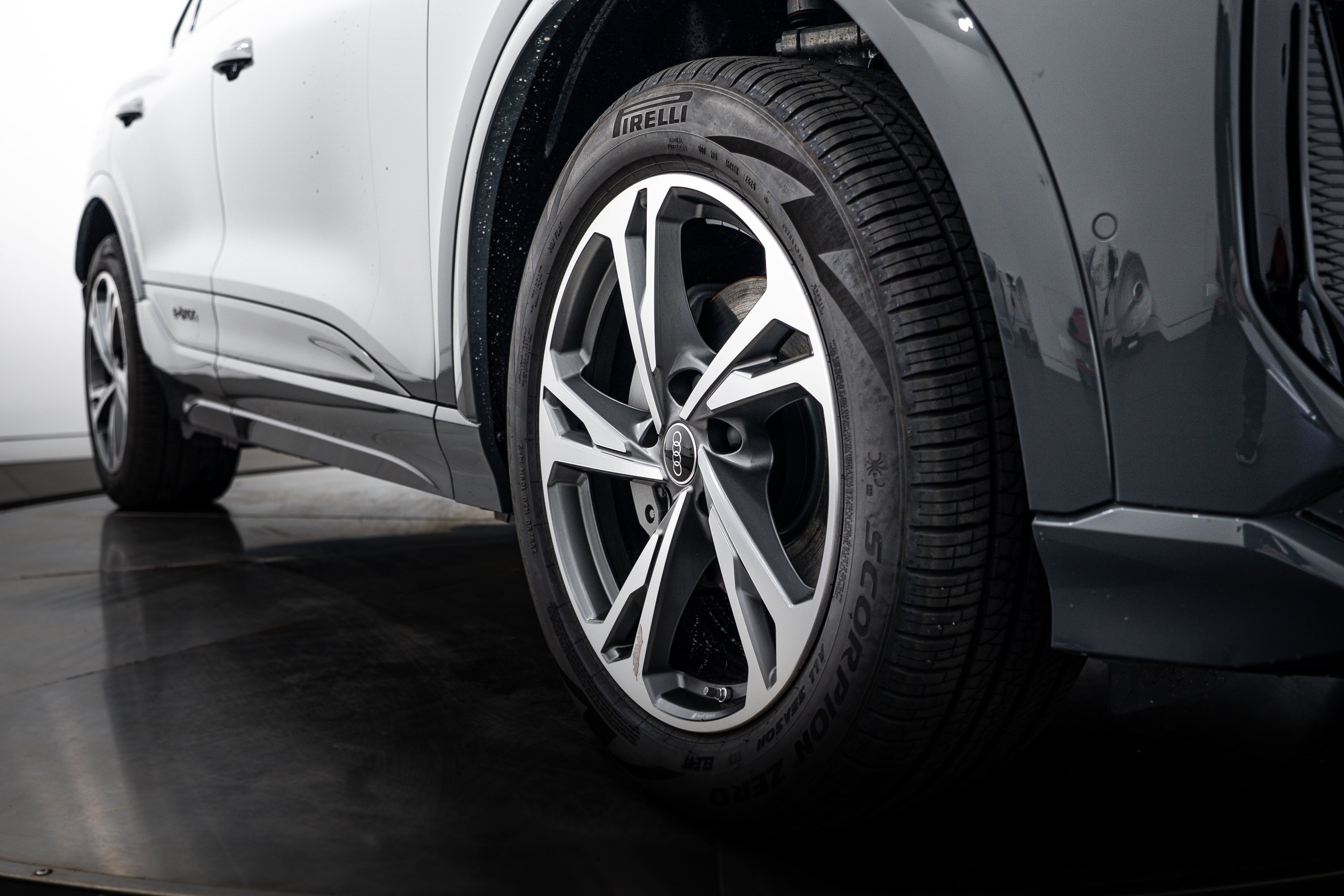 New 2027 Gray Audi Premium Plus image 24
