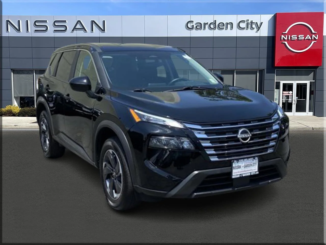 Certified Used 2025 Super Black Nissan SV image 1