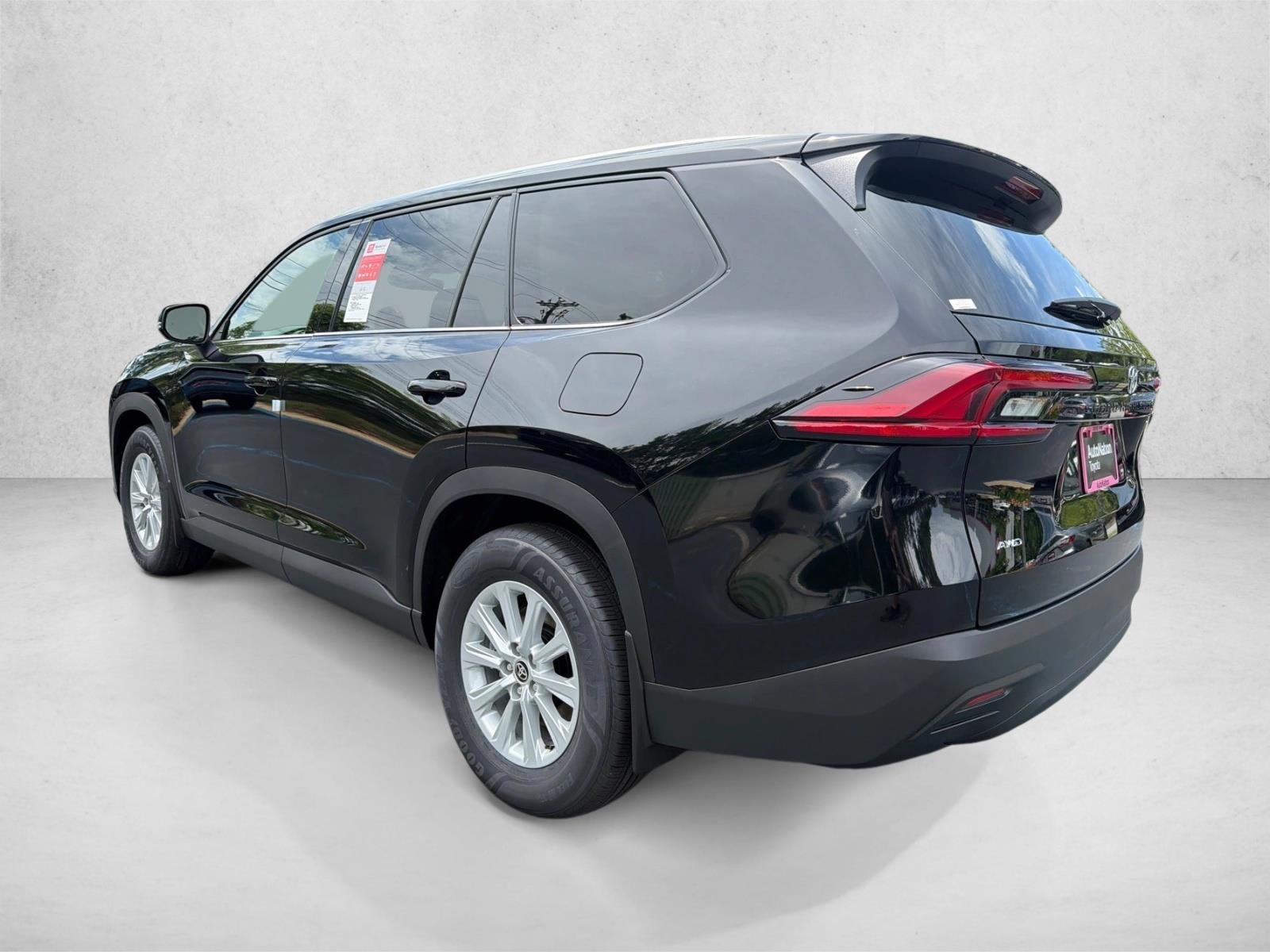 Used 2026 Midnight Black Metallic Toyota XLE image 5