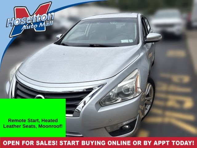Used 2015 Silver Nissan 3.5 SL image 1