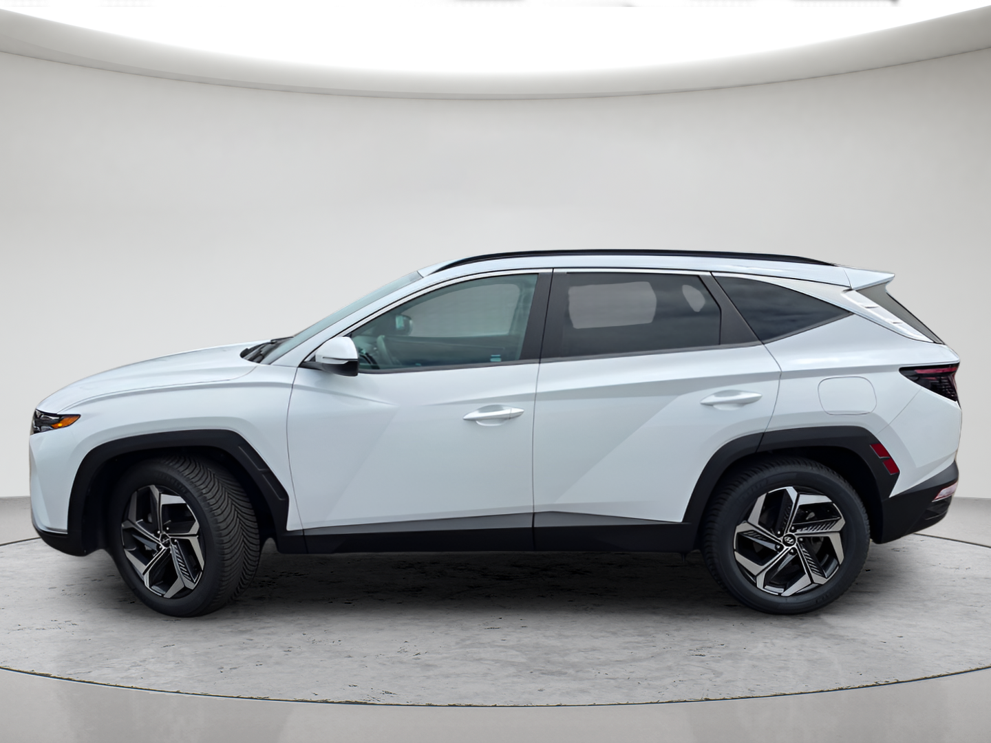 Used 2022 Quartz White Hyundai SEL image 9