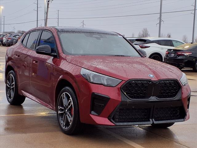 Used 2025 Vegas Red Metallic BMW xDrive28i image 13