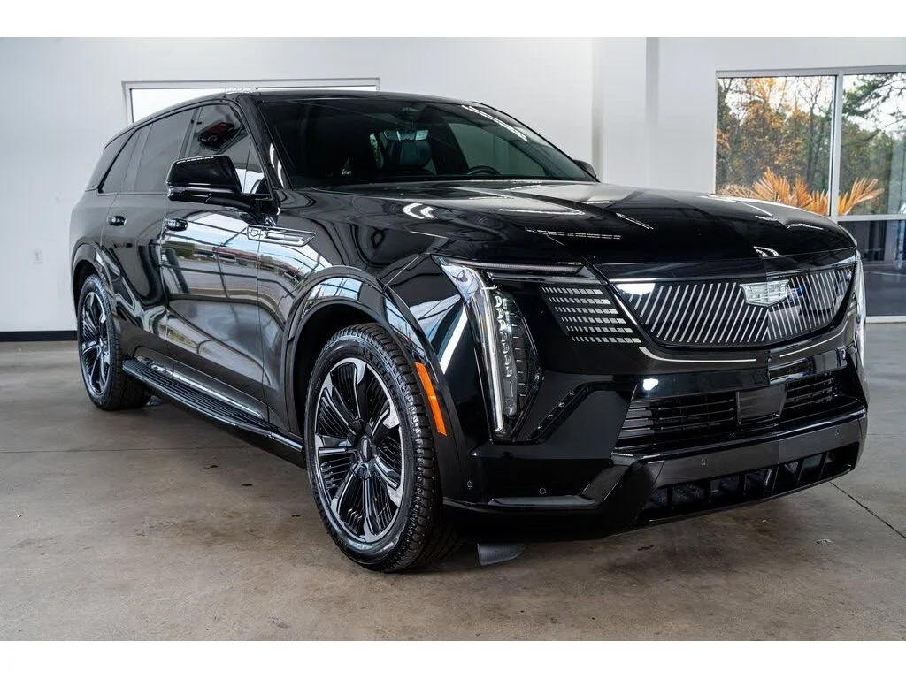 Used 2025 BLACK RAVEN Cadillac Sport 1 image 2