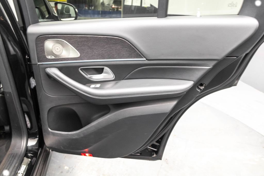 Used 2022 Black Mercedes-Benz GLE 350 image 31