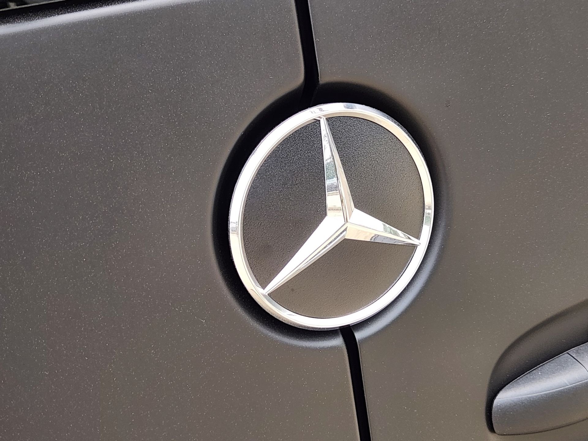 Used 2025 High-tech silver metallic Mercedes-Benz Passenger 144 WB image 10