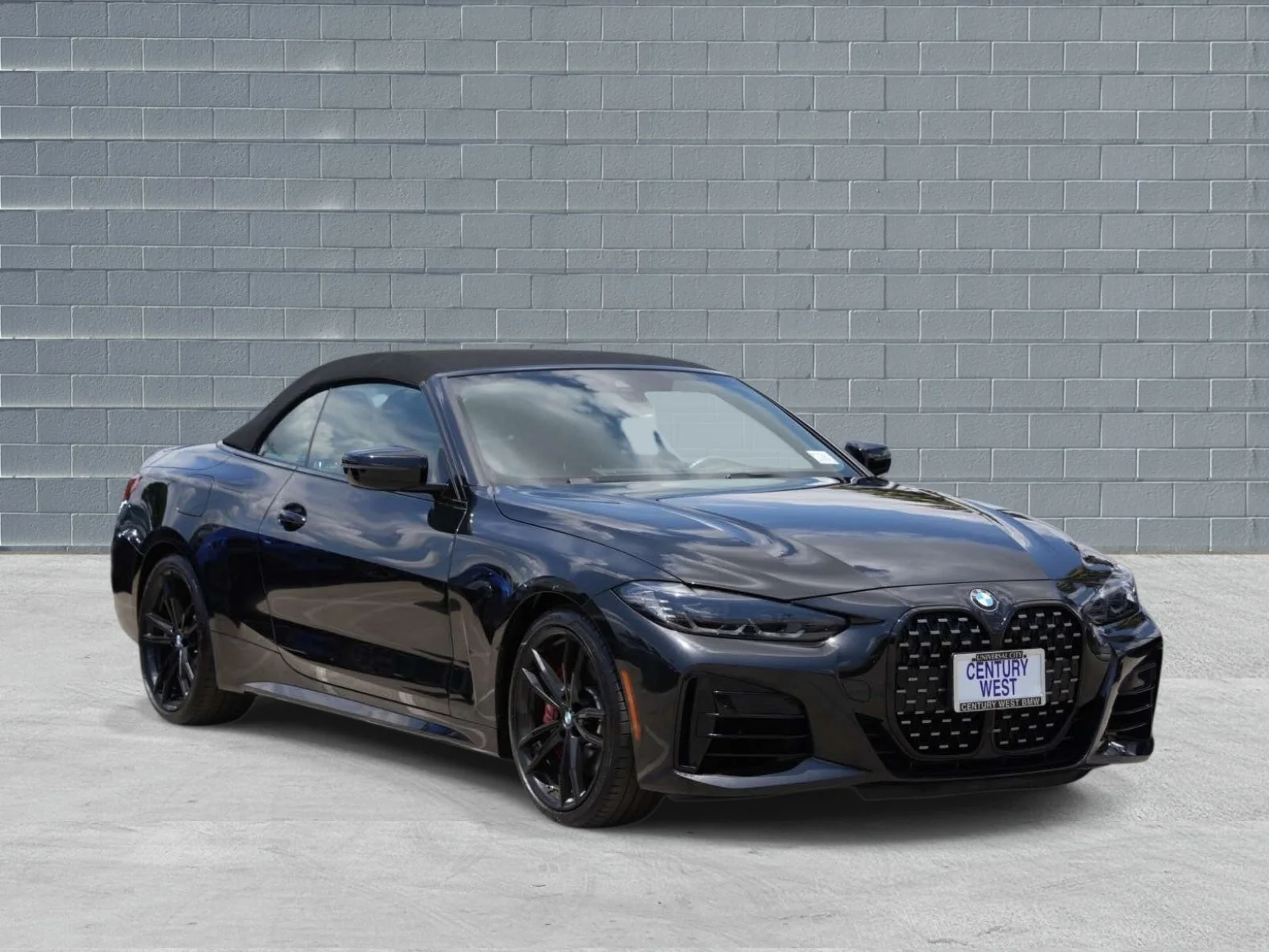 2024 BMW 4 Series M440i Convertible's photo
