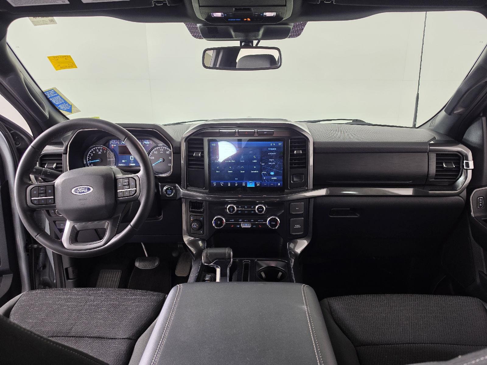 Used 2023 Iconic Silver Ford XLT image 3