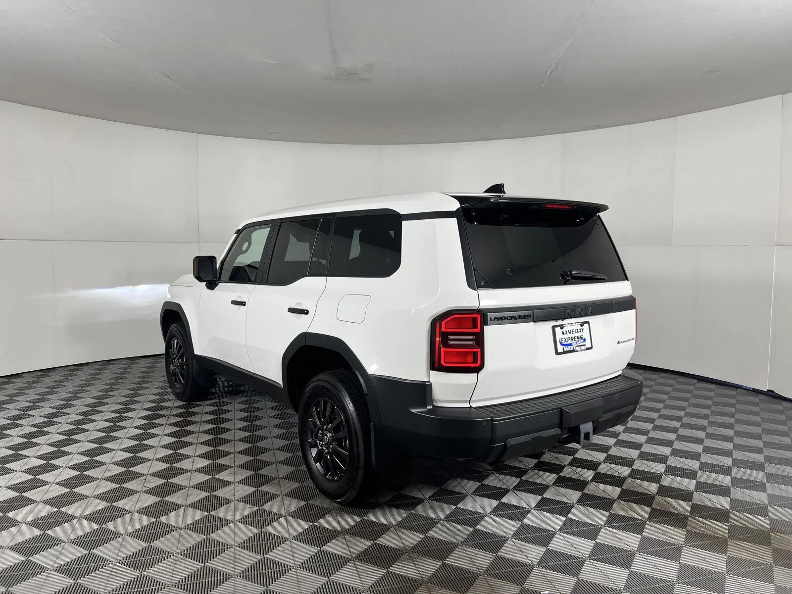 Used 2025 Ice Cap Toyota 1958 image 6