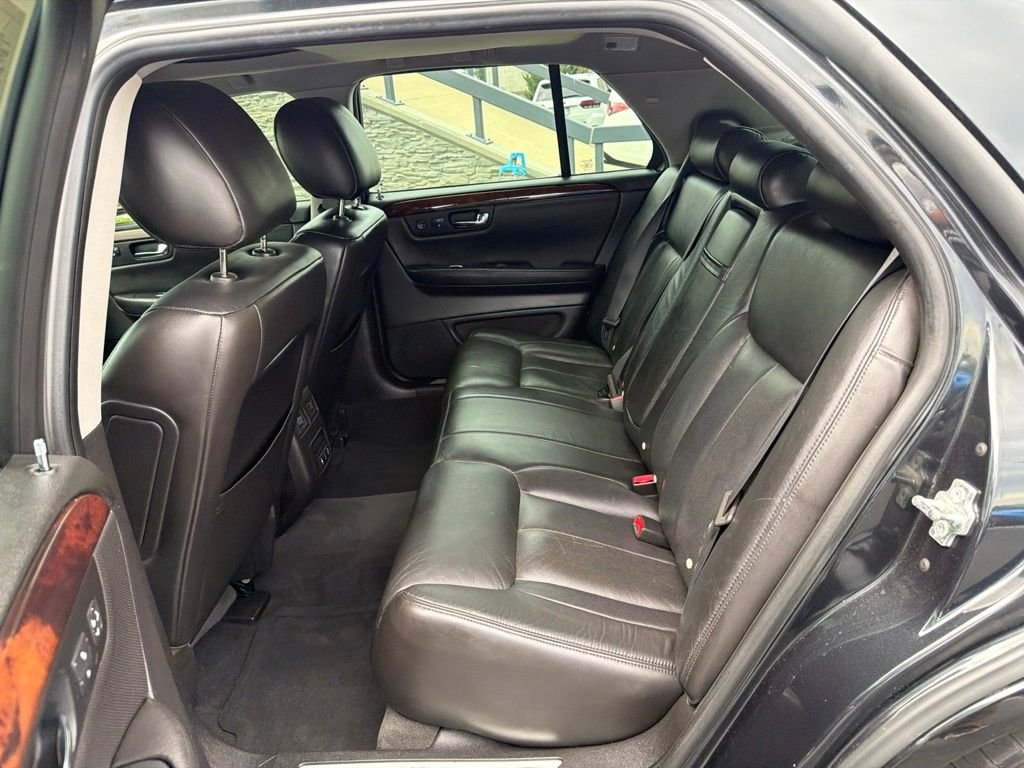 Used 2008 Black Cadillac Base image 13