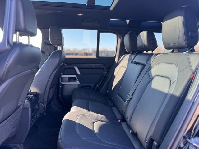 Certified Used 2023 Black Land Rover X-Dynamic SE image 11