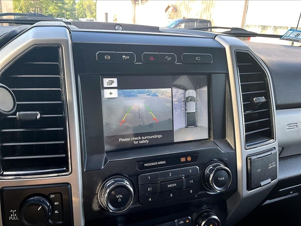 Used 2019 Black Metallic Ford Lariat image 19