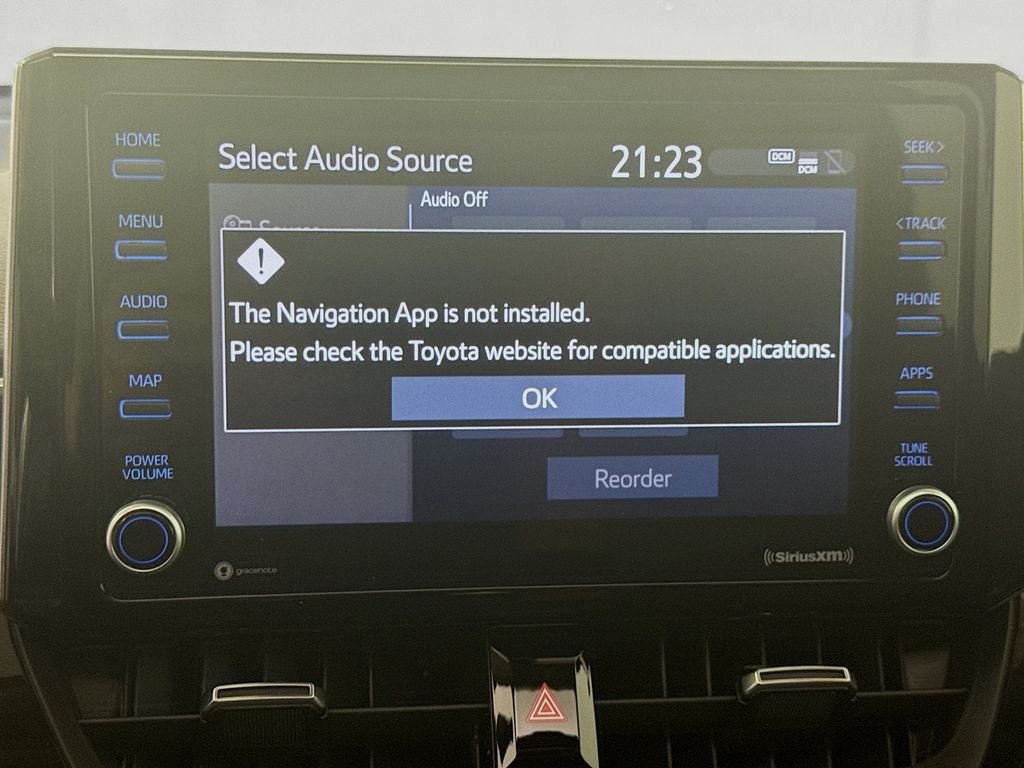 2022 Toyota Corolla Cross XLE - Photo 13