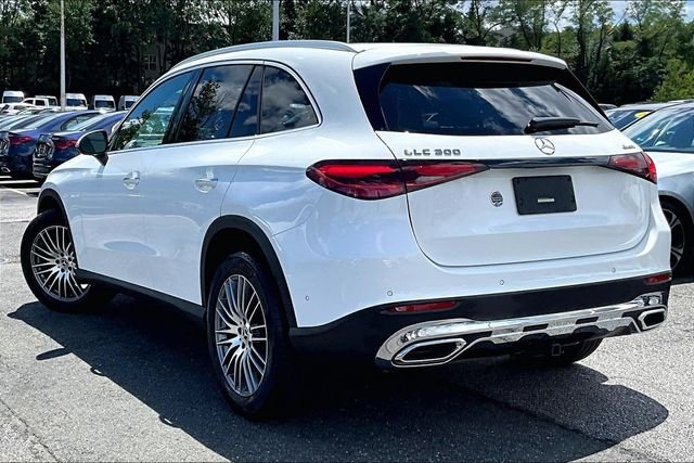 Used 2026 White Mercedes-Benz GLC 300 image 10