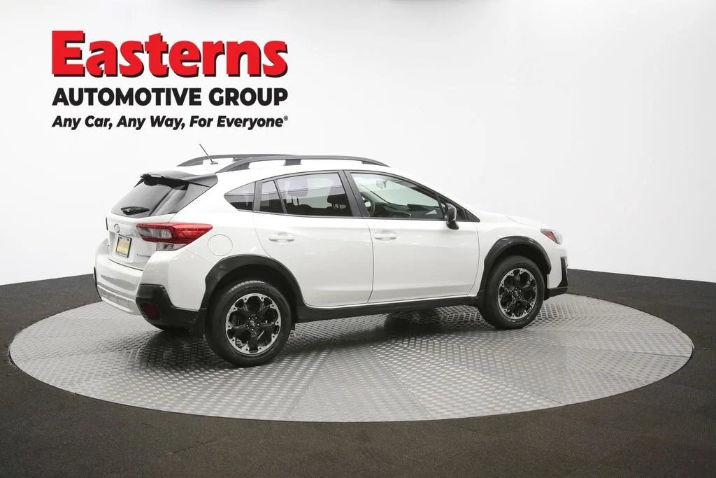 Used 2021 White Subaru Base image 42