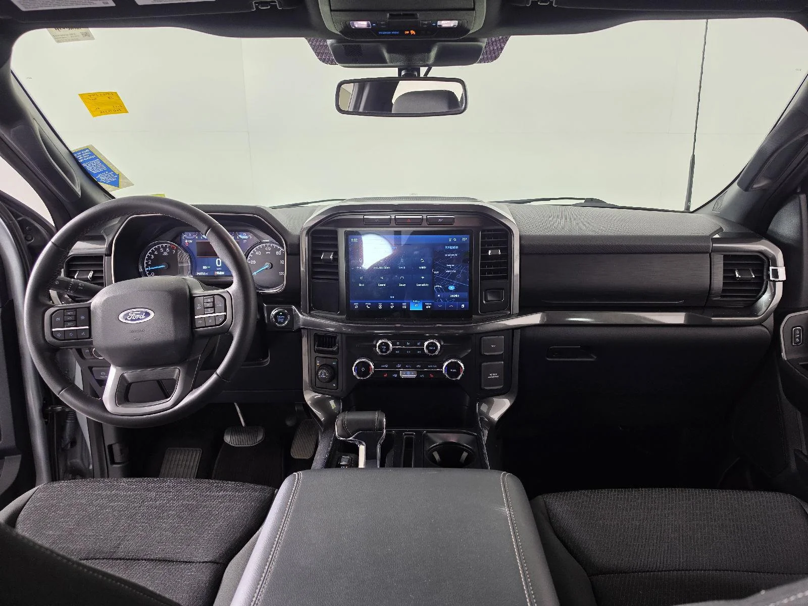 Used 2023 Iconic Silver Ford XLT image 3