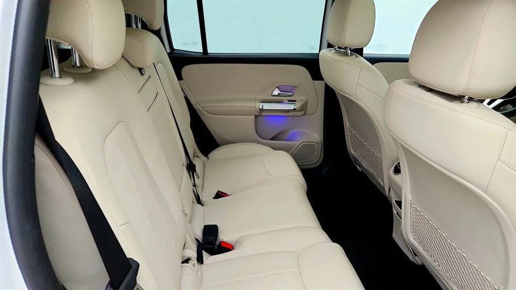 Used 2023 Polar White Mercedes-Benz GLB 250 4MATIC® SUV w/ Premium Package & Panorama Roof image 21