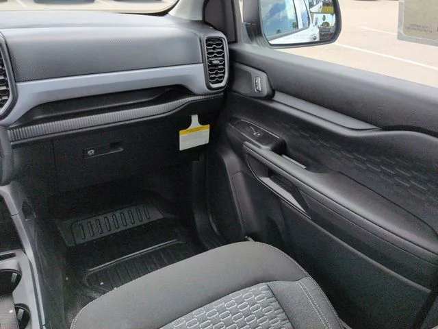 New 2026 Oxford White Ford XL image 17