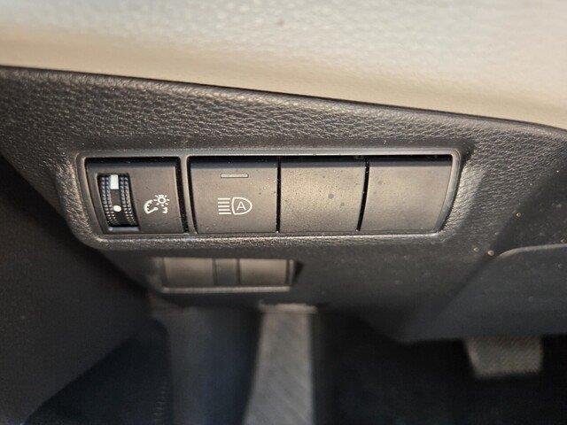 Used 2022 Jet Black Toyota L image 13