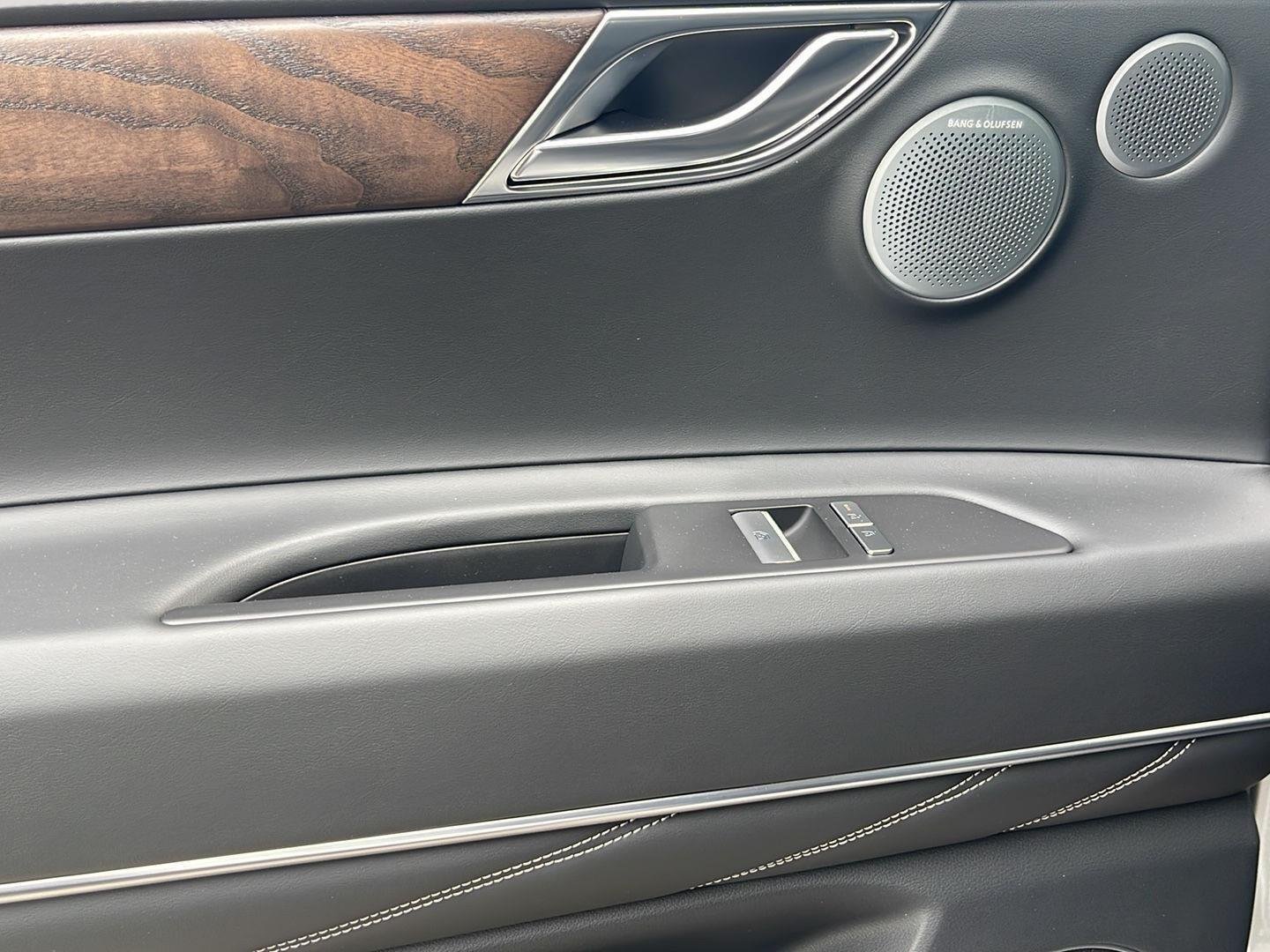 New 2026 Savile Silver Genesis 2.5T Advanced image 20