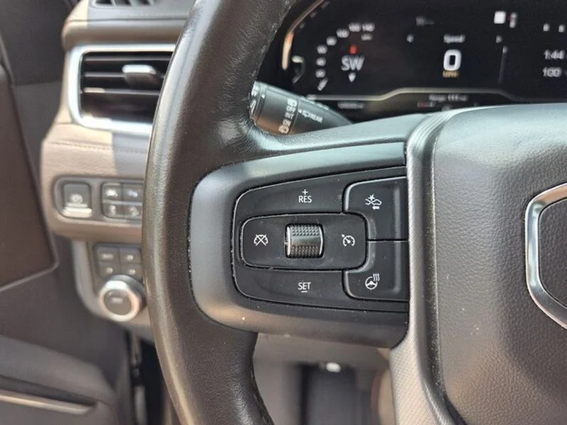 Used 2022 Onyx Black GMC Denali image 25