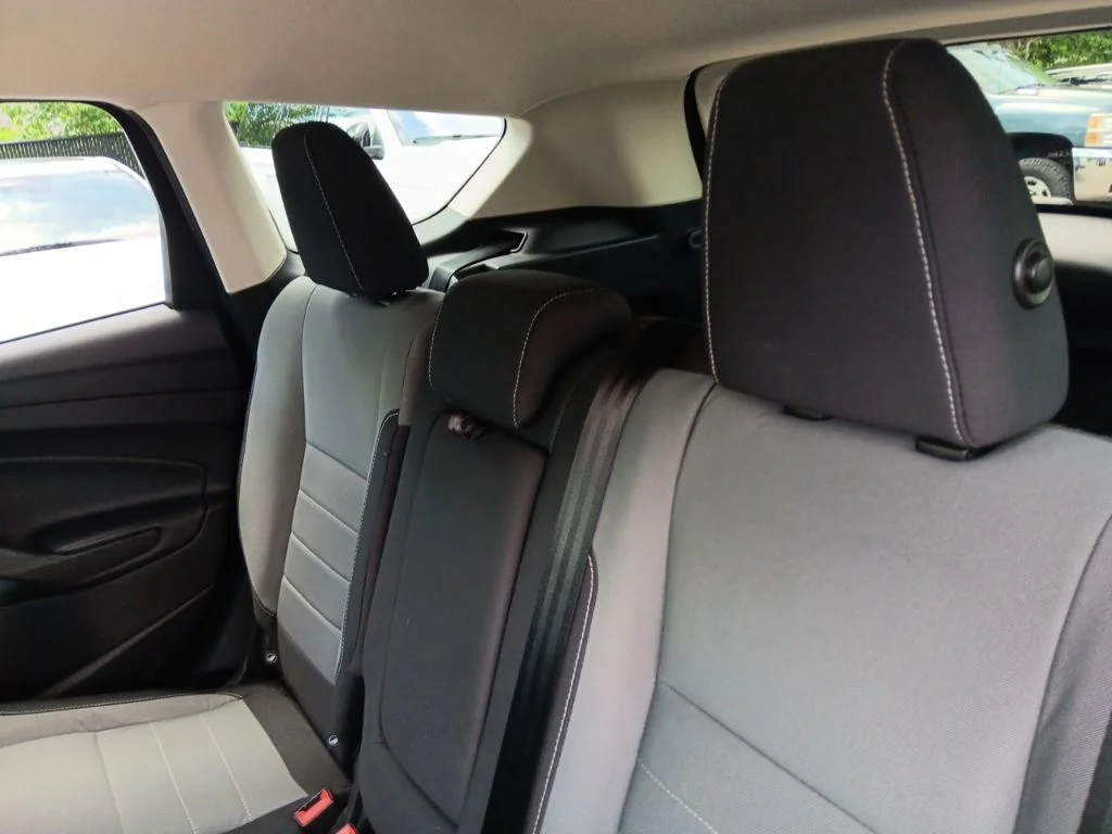 Used 2016 Magnetic Ford SE image 28