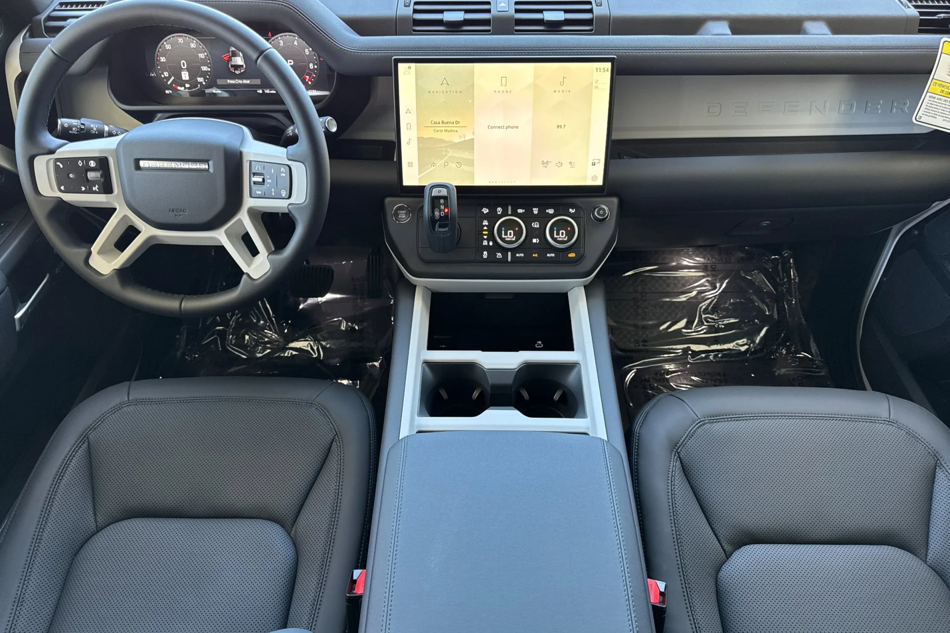 New 2026 Fuji White Land Rover X-Dynamic SE image 3